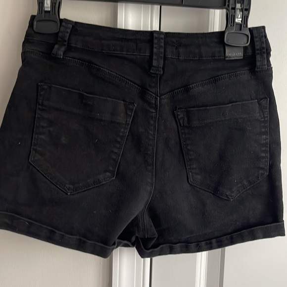 YMI black high wasted cuffed shorts - Picture 10 of 10
